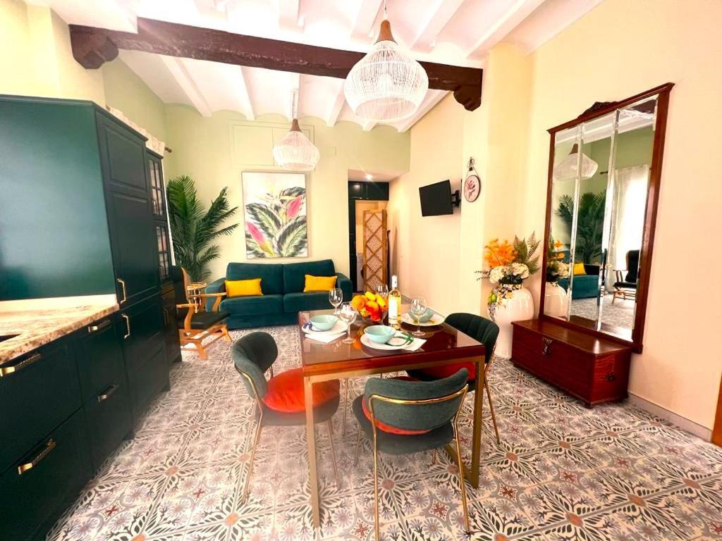 ולנסיה Esmeralda Apartment With Free Private Underground Parking מראה חיצוני תמונה