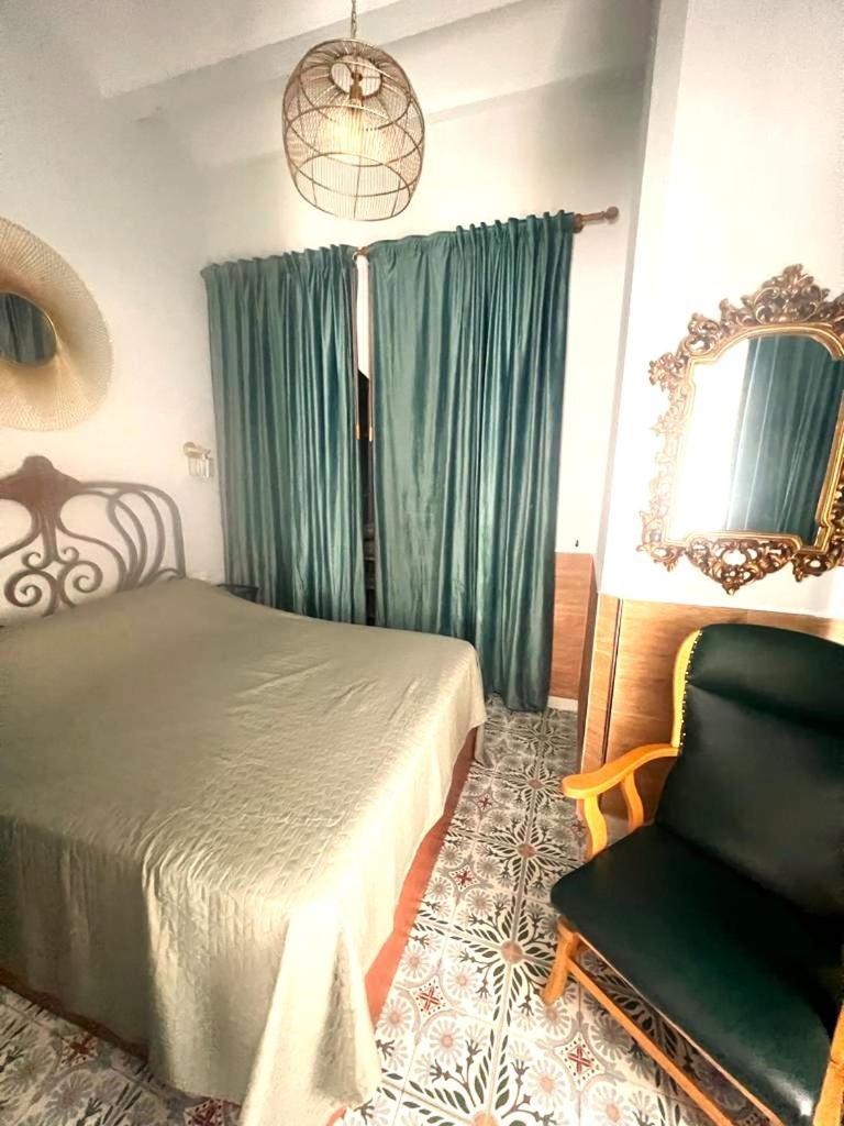 ולנסיה Esmeralda Apartment With Free Private Underground Parking מראה חיצוני תמונה