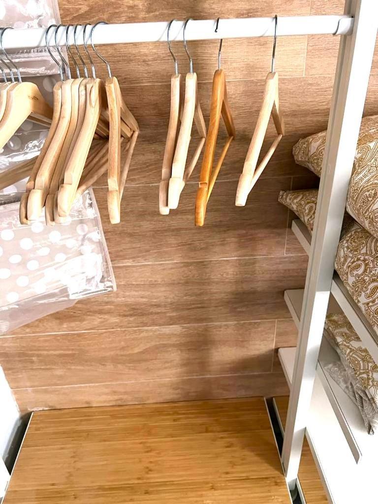 ולנסיה Esmeralda Apartment With Free Private Underground Parking מראה חיצוני תמונה